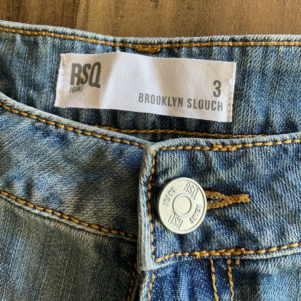 RSQ distressed boyfriend jeans size 3(26)